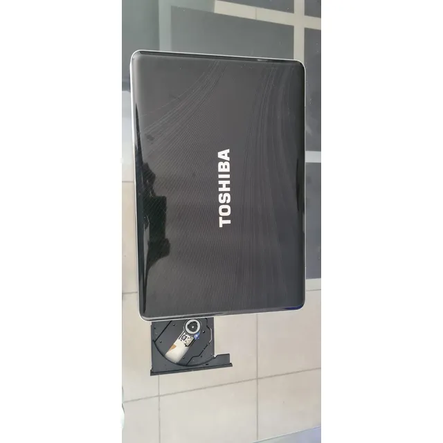 Lapto Toshiba Negro