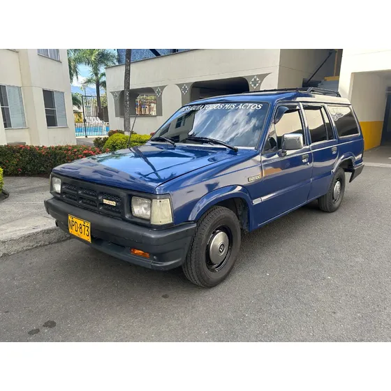 Mazda B2000 2.0