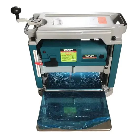 Cepillo De Banco Para Madera 12'' 2000w Xcort Xmn02-304