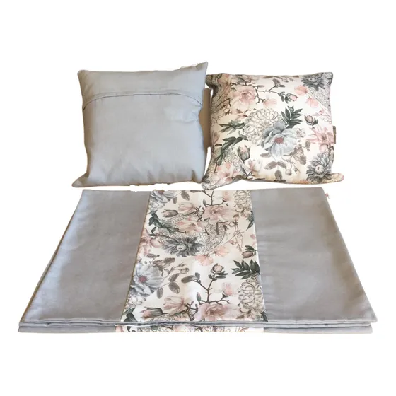 Set De Piecera Loneta Esp. 2m X 65 Cm Con 2 Cojines 45 X 45 