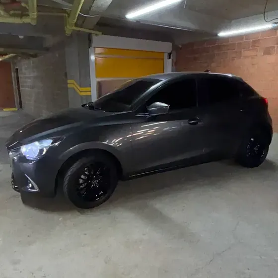 Mazda 2 2020 Touring