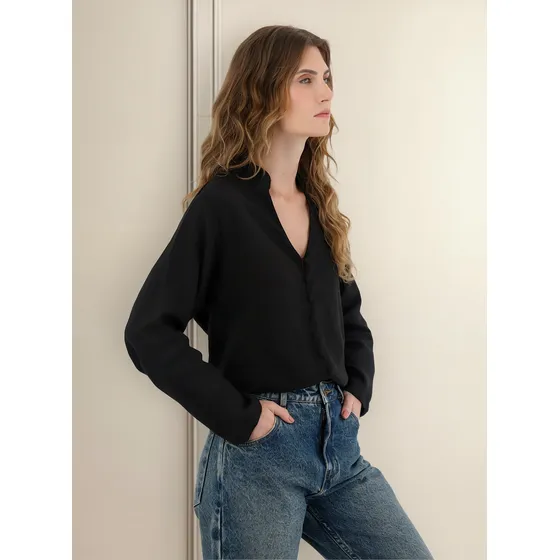 Camisa Negra Cuello Neru En 100% Lino Para Mujer Tennis