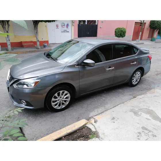 Nissan Sentra 1.8 Sense Mt