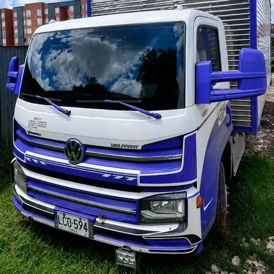 Volkswagen Delivery 11.180 V-tronic Automatico// Excelente