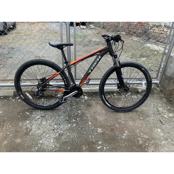 Bicicleta Mtb Trek Marlin 5 Gris