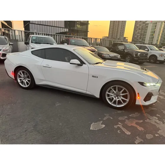 Ford Mustang 5.0l Gt V8 At