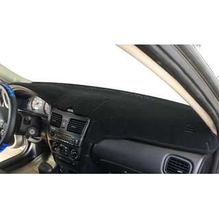 Cubretablero Nissan Sentra 2001/2006 + Cubreposapie Cubretablero Nissan Sentra 2001/2006 + Cubreposapie