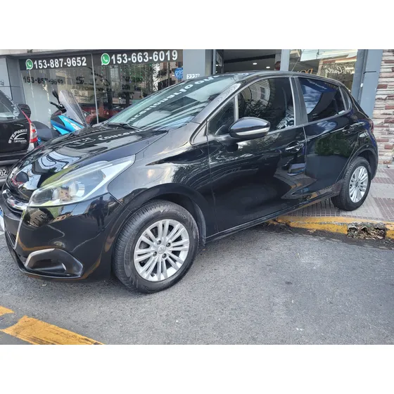 Peugeot 208 1.6 Allure Nav Tiptronic