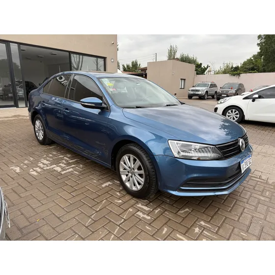 Volkswagen Vento 2.0 Advance 115cv Summer Package