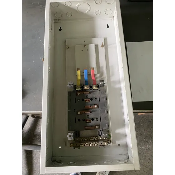 Tablero Eléctrico Residencial 3f Con Principal 12 C. Bticino