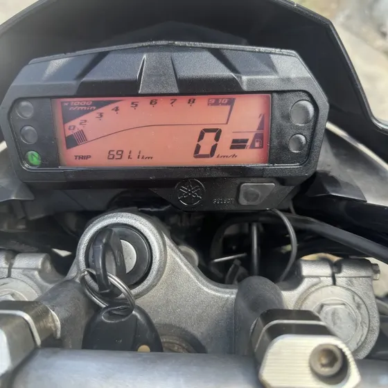 Yamaha Fz 2.0