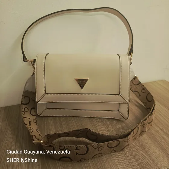 Carteras Guess 