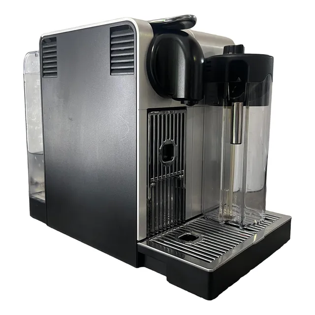Cafetera Nespresso Lattissima Pro F456 Automática