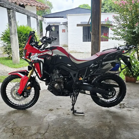 Honda Africa Twin Dct Modelo 2017