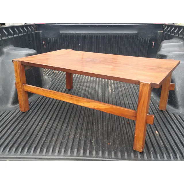 Mesa De Centro De Designer Dos Anos 70. Jacarandá Caviúna. Castanho Claro