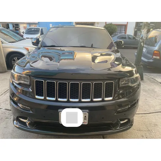 Jeep Grand Cherokee 6.4 Srt-8 Mt