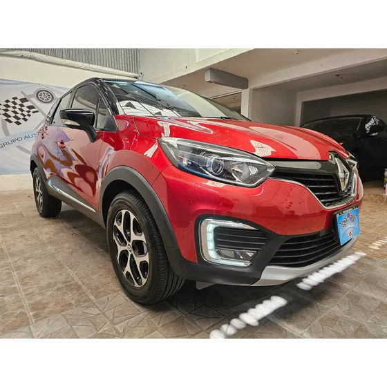 Renault Captur 2.0 Iconic At