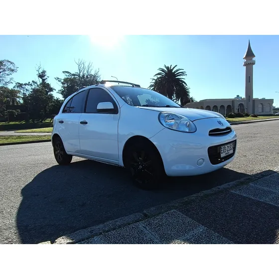Nissan March 1.6 Advance Mt