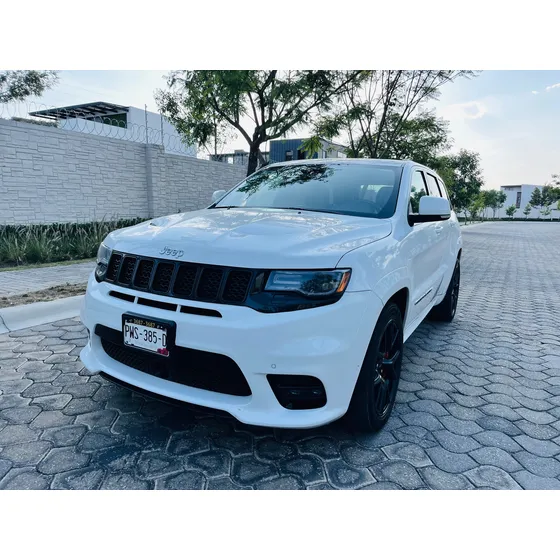 Jeep Grand Cherokee 6.4 Srt-8 At