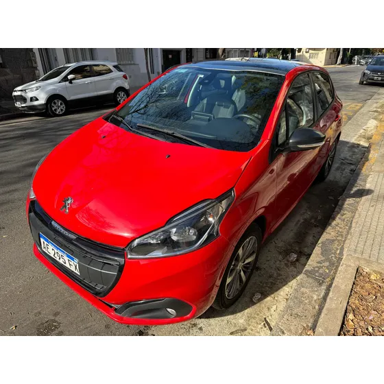Peugeot 208 1.6 Feline Tiptronic