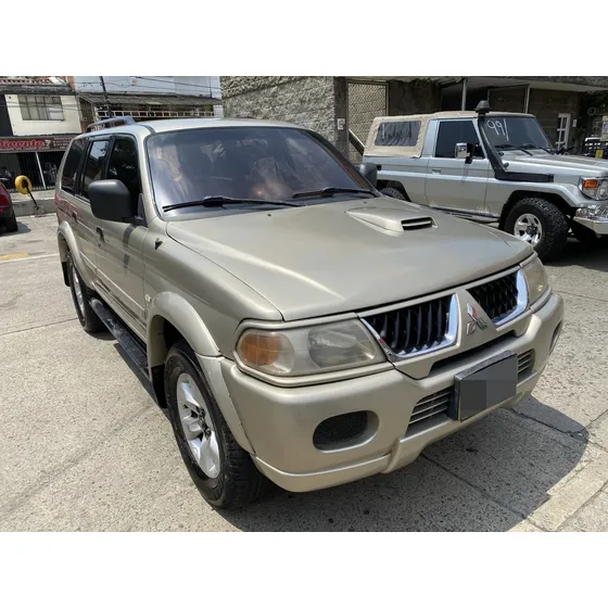 Mitsubishi Nativa 2.8 Gls Fl Automática