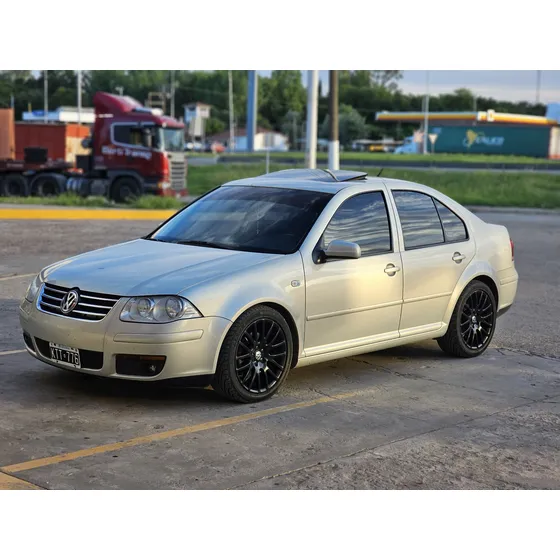 Volkswagen Bora 1.8 Highline T Tiptronic Cuero