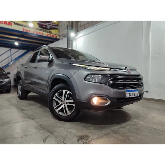 Fiat Toro 2.4 16v Freedom Road Flex 4x2 Aut. 4p