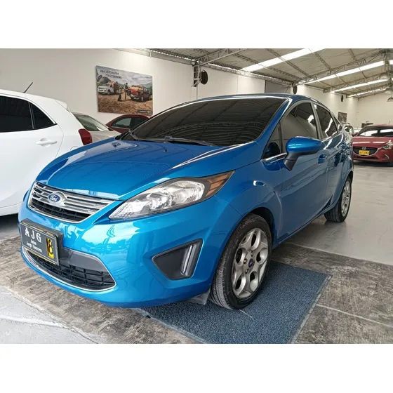 Ford Fiesta 1.6 Sportback Mecánica