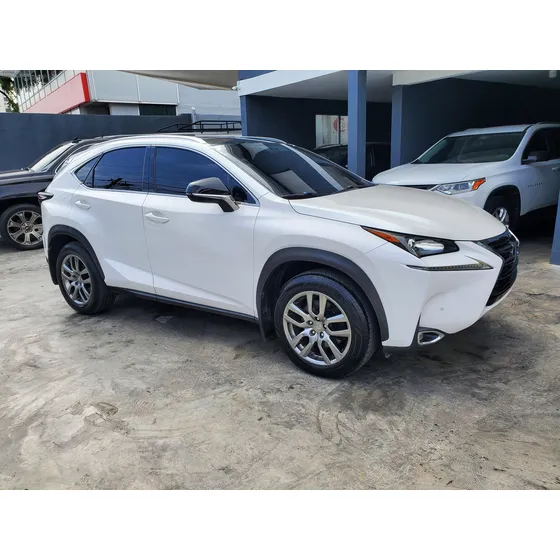 Lexus Nx200 2016