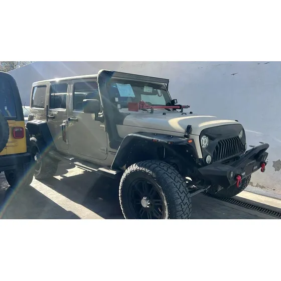 Jeep Wrangler 3.8 Sahara 4x4 At
