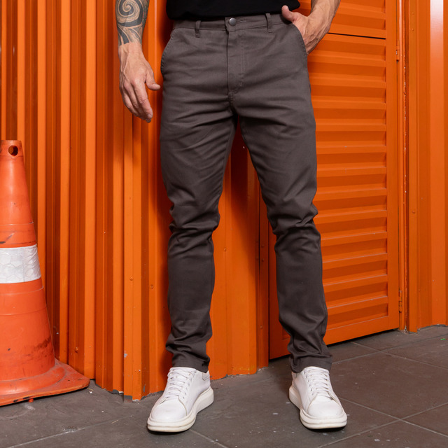 Calça Sarja Masculina Alfaiataria Bolso Faca Tradicional Calça Sarja Masculina Alfaiataria Bolso Faca Tradicional