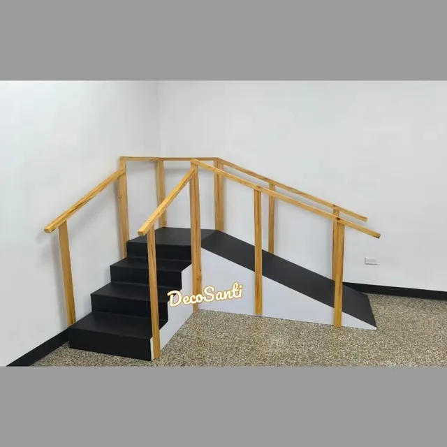 Escalera Con Rampa Para Rehabilitación  Mecanoterapia 
