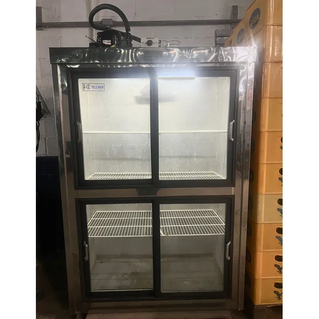 Nevera Exhibidora 4 Puertas, Marca Tecoven Excelente Estado