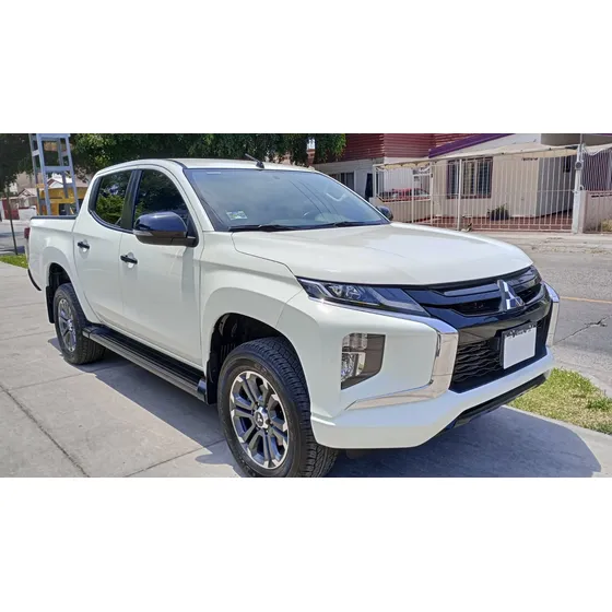 Mitsubishi L200 2.4 Cd Gls 4x4 At