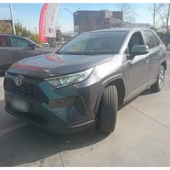 Toyota Rav4 2022 2.0 Le 4x2 Cvt At 5p 2022 en Providencia - RM (Metropolitana) usado