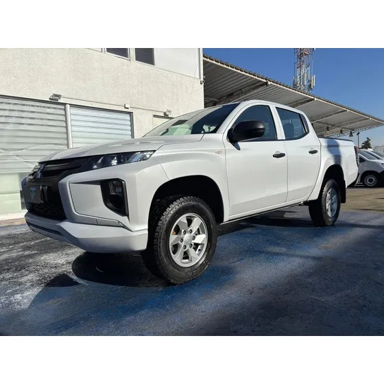 Mitsubishi L200 Work 4x2