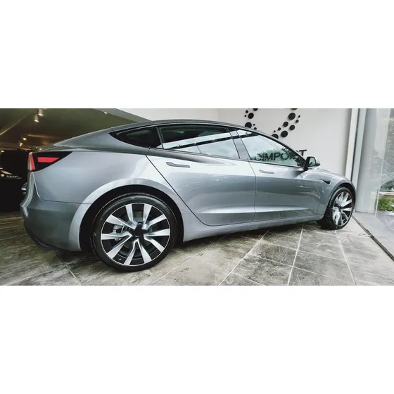 Tesla Awd Model 3 Awd 0km