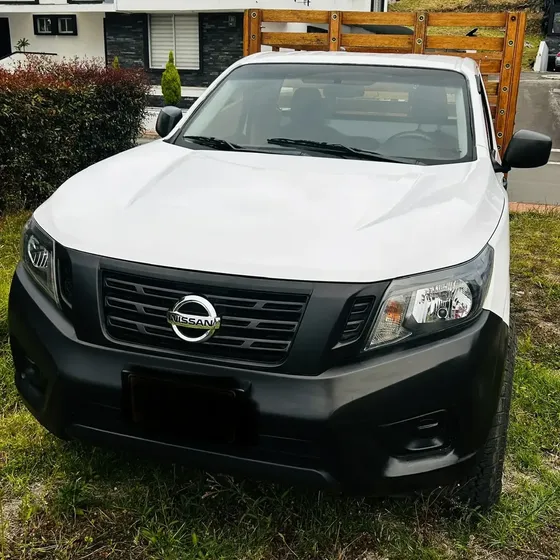 Nissan Frontier 2021 2.5l Asl Gasolina