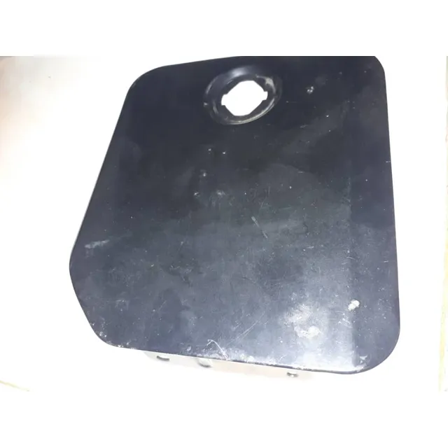 Tapa Compuerta De Gasolina Sin Cerradura Toyota Machito