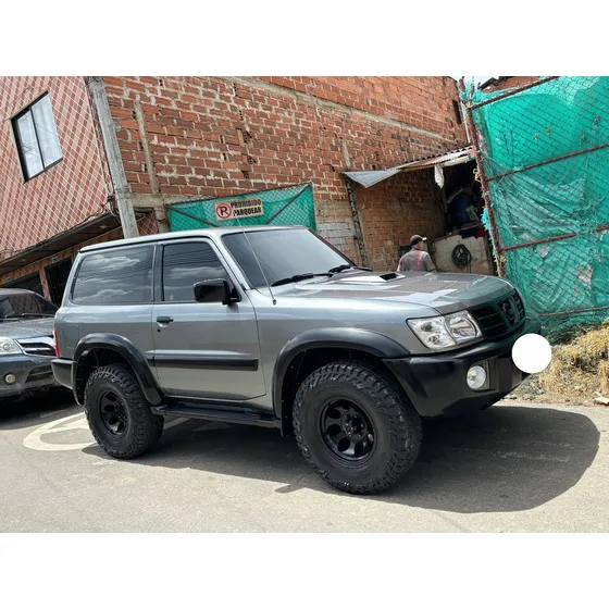 Nissan Patrol 3.0 Y61 Gl