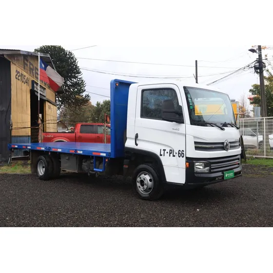 Camion Volkswagen Delivery 6160 Carroceria Plano 2020