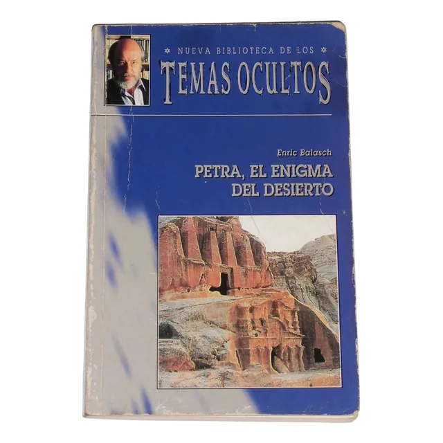 Petra El Enigma Del Desierto / Enric Balasch