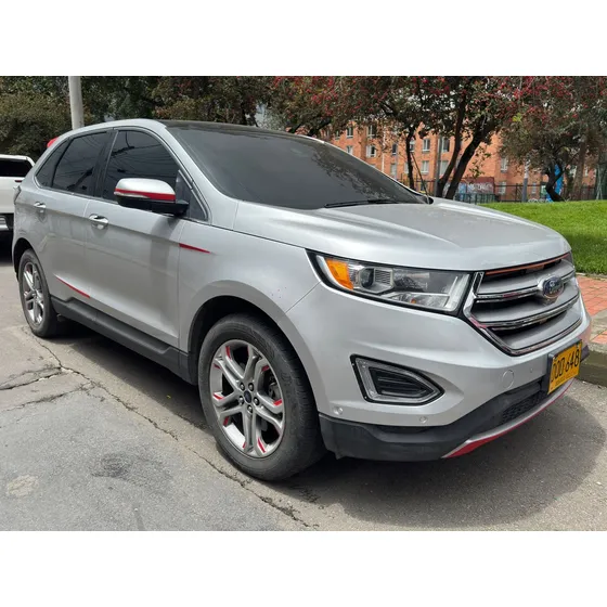 Ford Edge 3.5 Titanium