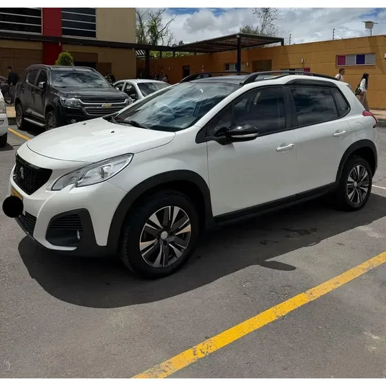 Peugeot 2008 2022 Active 1.6 At