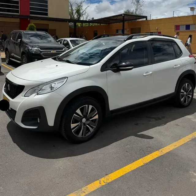 Peugeot 2008 2022 Active 1.6 At