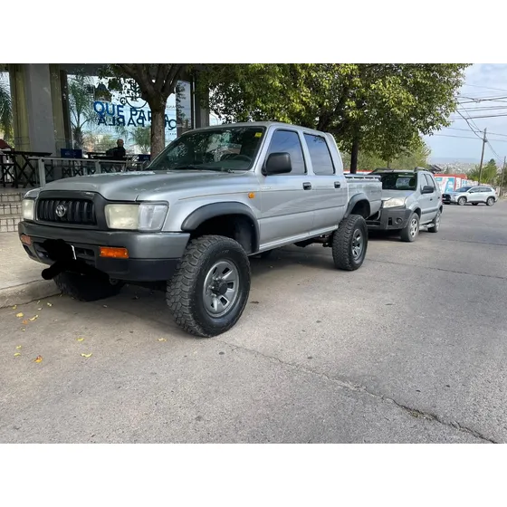 Toyota Hilux 3.0 D/cab 4x2 D Srv
