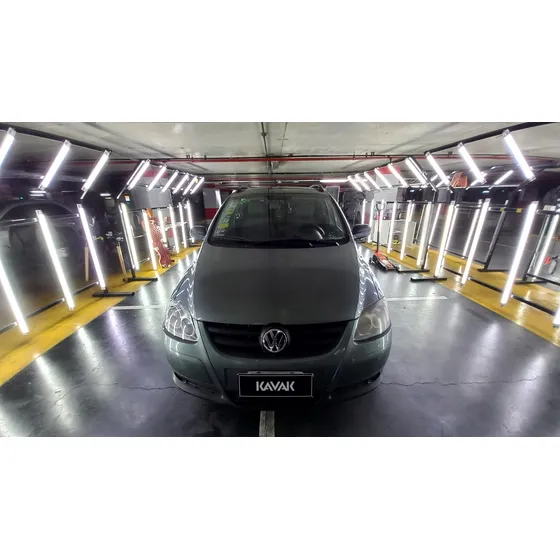 Volkswagen Suran 1.6 Highline