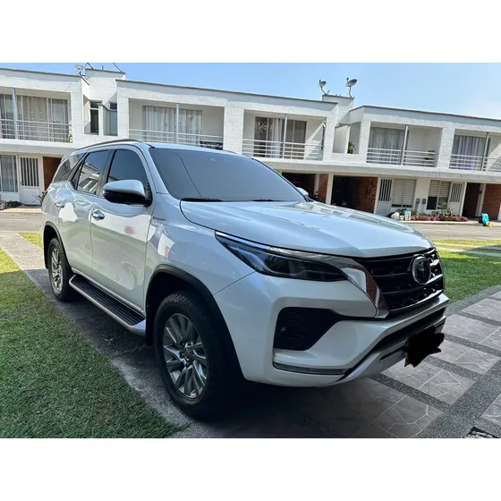 Toyota Fortuner 2.8l