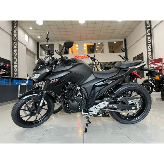 Yamaha Fz25 Abs Fz 25 0k Azul Negro Abs 2025 0km De Titta
