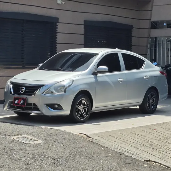 Nissan Versa 2020 1.6 Sense